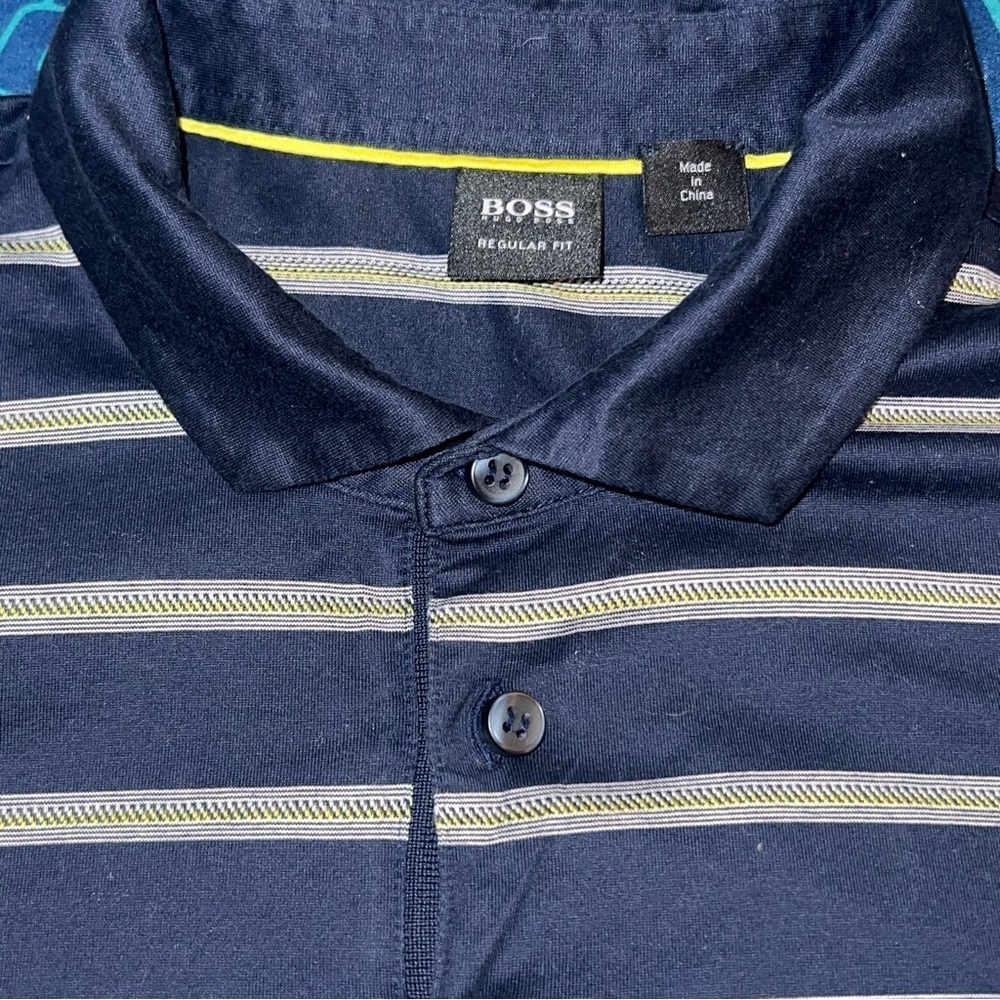 Hugo Boss Men’s XL Navy and White Striped Polo - Picture 5 of 9